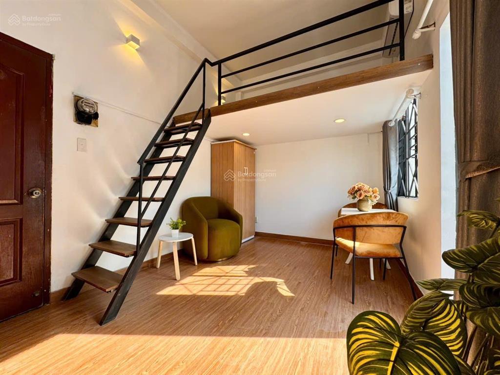 Cho thuê căn hộ duplex ban công full nội thất hẻm xe hơi bắc hải quận 10 gần lý tự trọng