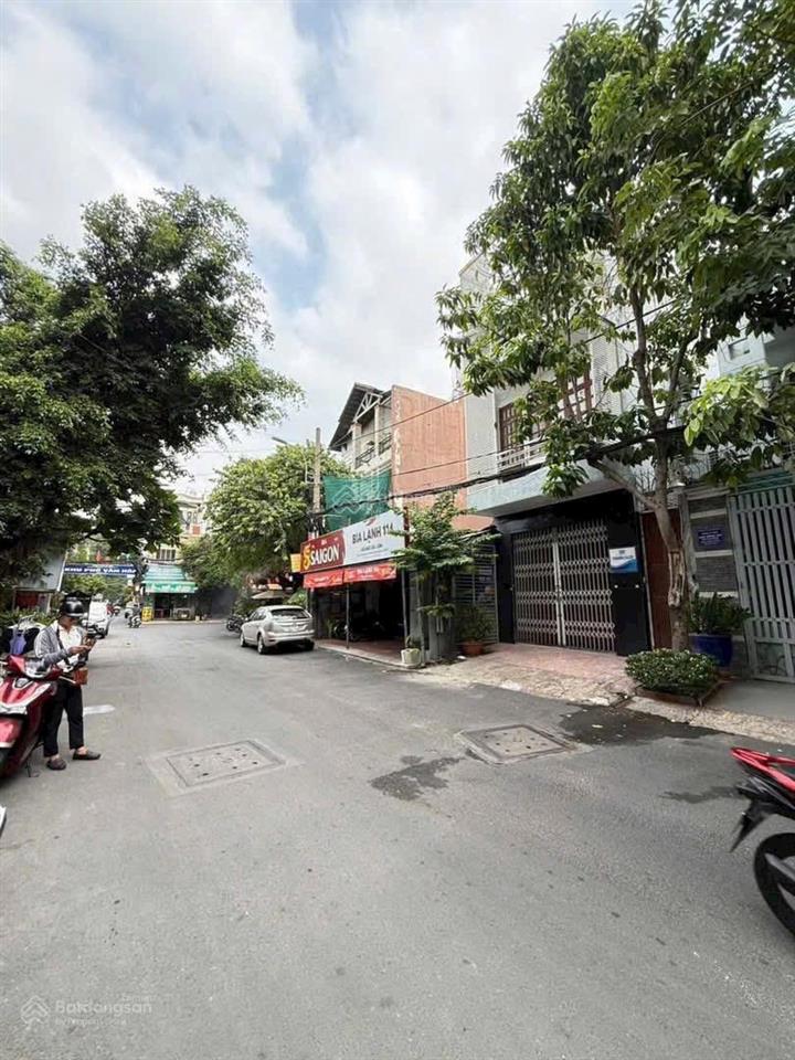 Bán biệt thự hxh 10m lê đức thọ p15 gv.dt15x14m.giá23 tỷ tl,dtcn201m