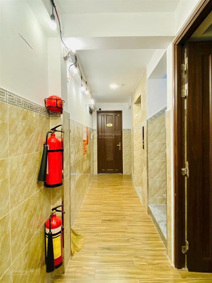 Bán chdv 33 phòng hxh thống nhất p16 gv.dt8x28m.gía36.5 tỷ tl.cho thuê 200tr/th. 0855*400*684
