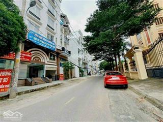 Bán căn góc 2mt hxh phan văn trị p5 gv.dt11x12m.gía24 tỷ tl.2 lầu. 0855*400*684 hương