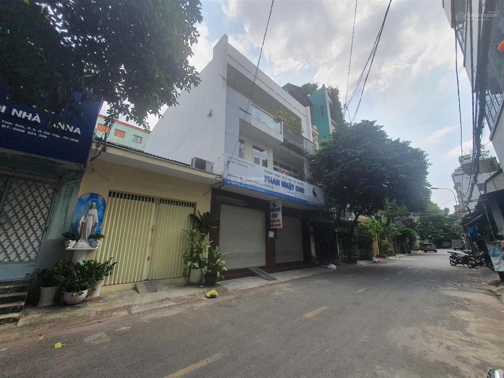 Bán nhà mt quang trung p11 gv. dt 4.5x19m. 1 lầu. giá 8.6 tỷ tl.  0855*400*684 hương