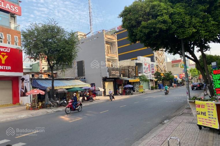 Bán mt phạm văn chiêu gv. dt 5x30m. giá 16,5 tỷ tl. cn 150m.  0855*400*684 hương