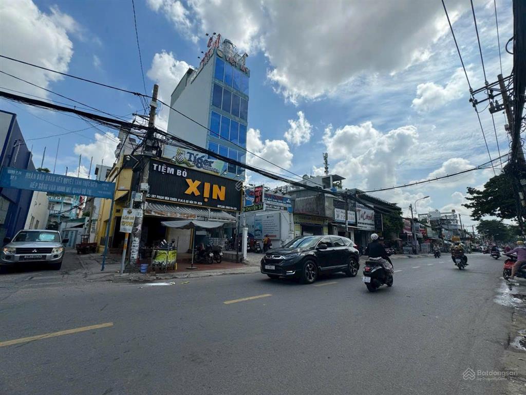Bán gấp mt tân sơn gv. dt6.2x23m. gía18 tỷ tl. dtcn123m.  kim hương 0855*400*684