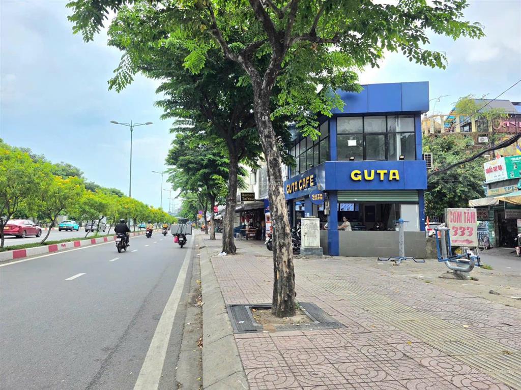 Bán gấp mt tân sơn gv. dt6.2x23m. gía18 tỷ tl. dtcn123m.  kim hương 0855*400*684