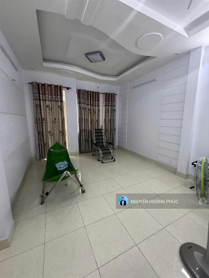 Vị trí thương hiệu, bán nhà góc 2 mặt tiền trần quang khải quận 1, ngang 11m x 3m, 3 tầng. 10.3 tỷ