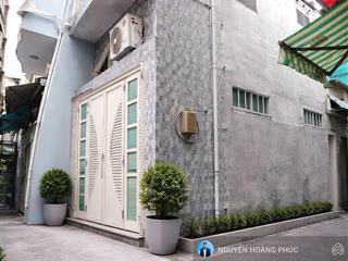 Bán nhà góc 2 mặt hẻm vip, khu 391 trần hưng đạo quận 1, dt 4x8m, 2 tầng, giá chỉ 5.5 tỷ