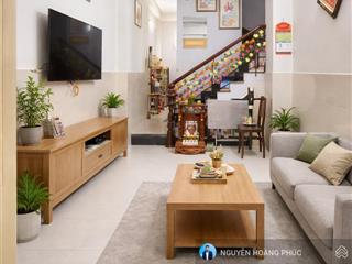 Bán nhà hẻm đường nguyễn văn cừ quận 1, dt 3.5x10m, trệt, 3 tầng, 5 phòng ngủ, giá chỉ 5.8 tỷ