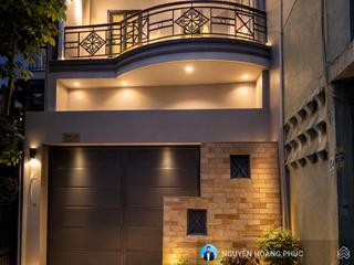 Bán nhà hẻm 210 đường cách mạng tháng 8, quận 3, dt 4.3x14m, gồm 2 tầng, giá chỉ 7.8 tỷ