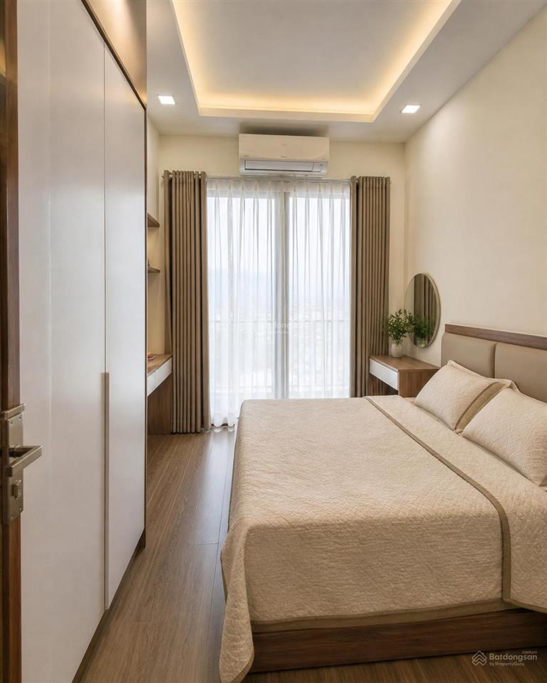 Bán nhà mặt tiền đường huỳnh văn bánh, p12, quận phú nhuận ,dt 4x8m, 5 tầng, giá chỉ 9.8 tỷ