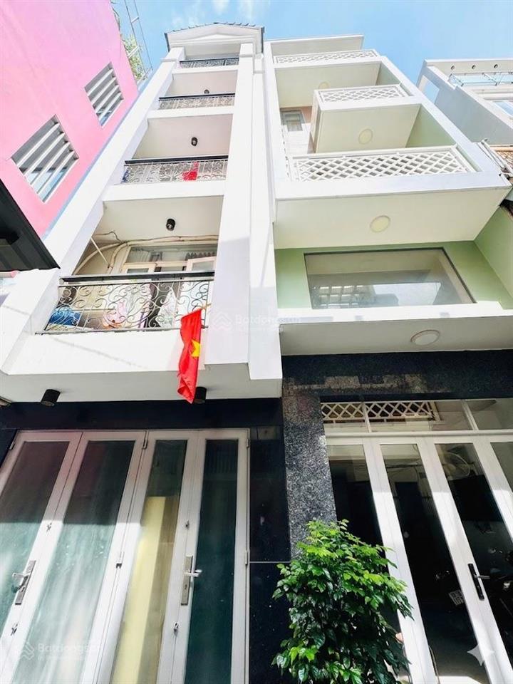 Bán gấp nhà q10 hẻm thông 1 trục 4.5m. kết cấu 5 tầng, 8pn. gà đẻ trứng vàng 40tr/tháng. giá 7.8 tỷ