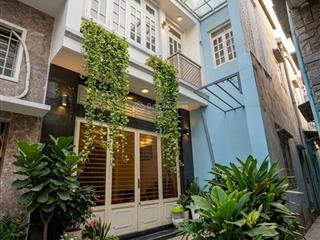 Bán nhà hẻm 41 trần nhật duật, quận 1. dt 4x8m, gồm trệt, 2 tầng, 3 phòng ngủ, giá 6 tỷ 450
