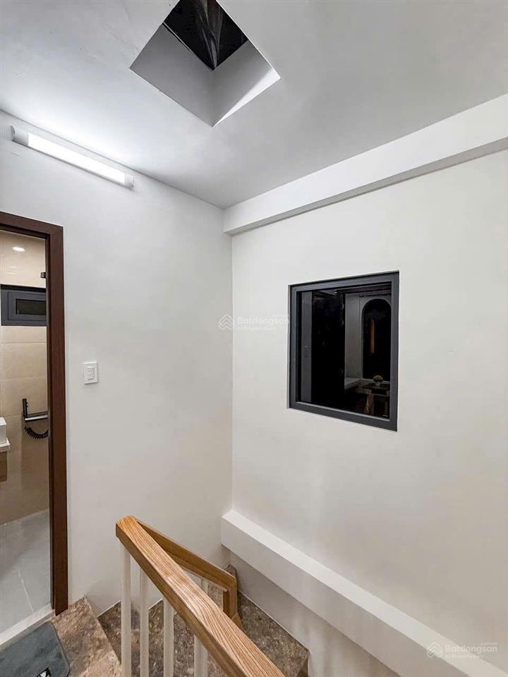 Bán nhà phố thời trang  trần quang diệu, phường 14, quận 3, dt 4.2 x 7m, 5 tầng, chỉ 5.8 tỷ