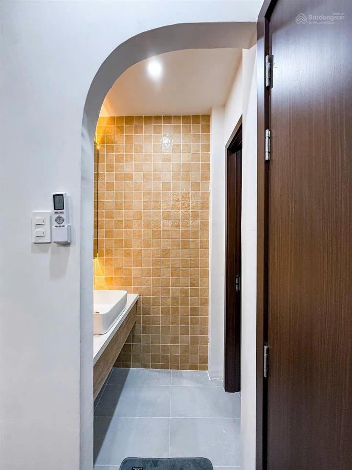Bán nhà phố thời trang  trần quang diệu, phường 14, quận 3, dt 4.2 x 7m, 5 tầng, chỉ 5.8 tỷ
