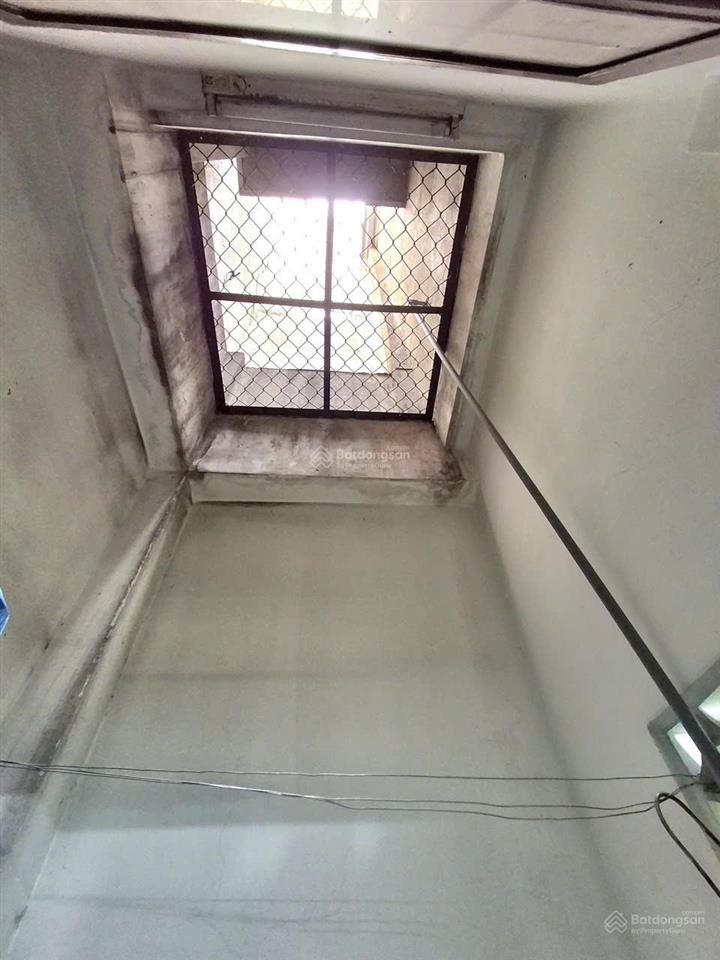 Bán nhà sân trước nhà 8m, đường thích quảng đức q.phú nhuận, dt 3.6 x 12m, 2 tầng, chỉ 5.9 tỷ