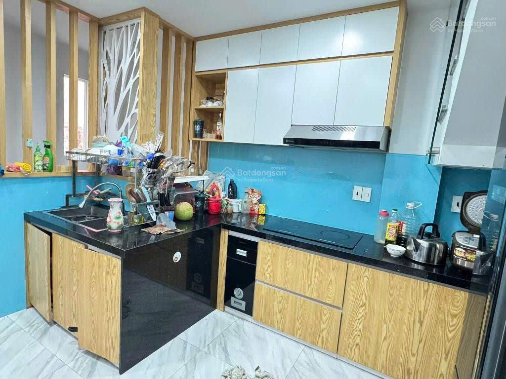 Bán nhà hẻm xe hơi 6m, đường 3 tháng 2, phường 14, quận 10, dt 3.3 x14m, 5 tầng chỉ 7.9 tỷ