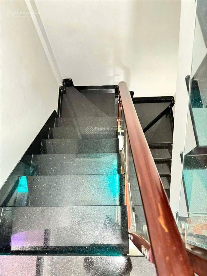 Bán nhà hẻm xe hơi 6m, đường 3 tháng 2, phường 14, quận 10, dt 3.3 x14m, 5 tầng chỉ 7.9 tỷ