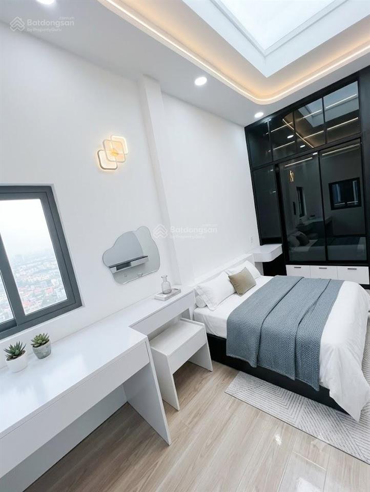 Bán nhà hẻm trải nhựa, cách mặt tiền 10m, đường hoàng sa quận 1, dt 3.3 x 12m, 2 tầng, chỉ 6.2 tỷ