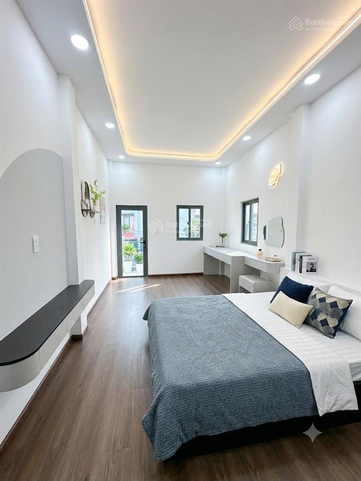 Bán nhà hẻm trải nhựa, cách mặt tiền 10m, đường hoàng sa quận 1, dt 3.3 x 12m, 2 tầng, chỉ 6.2 tỷ