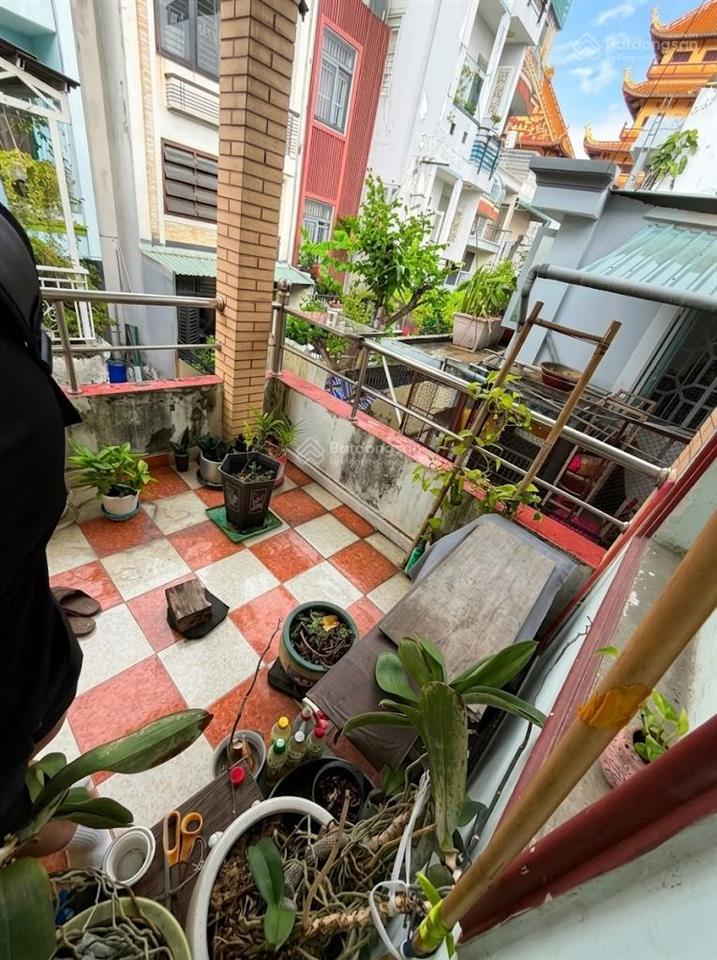 Bán nhà 2 mặt hẻm trước sau, đường cô giang quận 1, dtcn 50m2, nở hậu 5m, 2 tầng, chỉ 5,89 tỷ