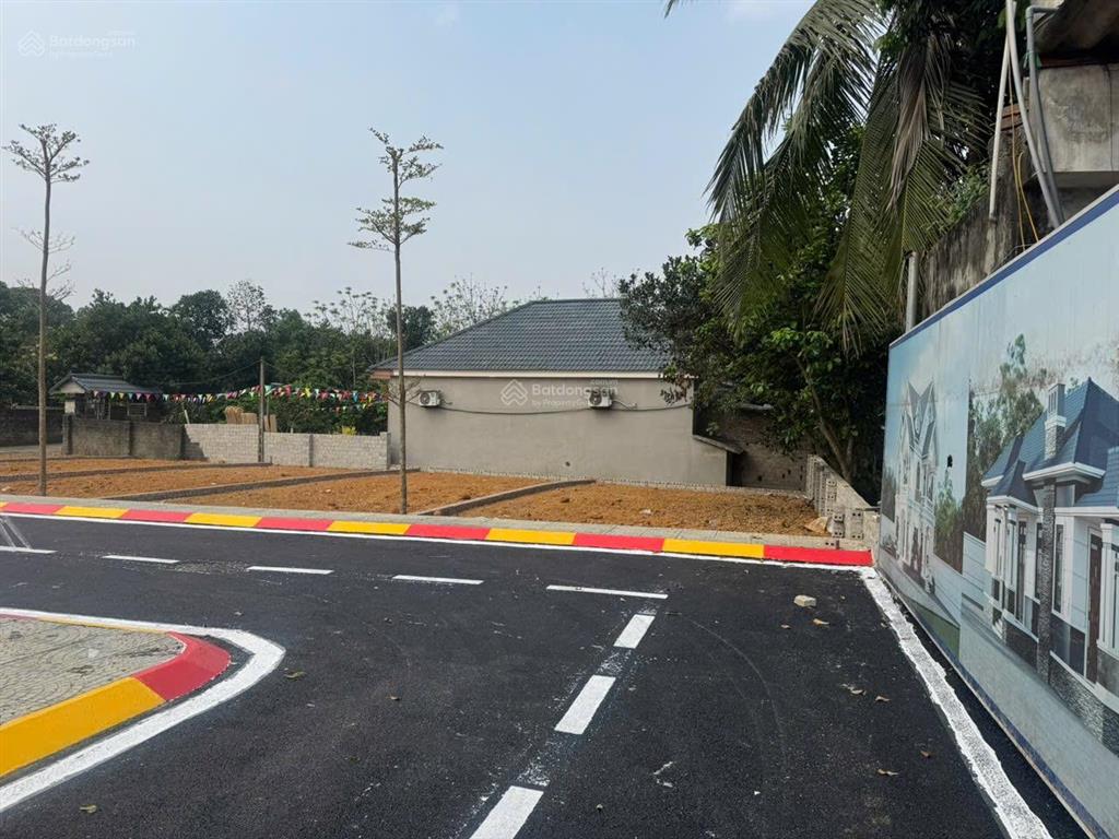 Bán mảnh đất thổ cư 100m2 siêu đẹp tại hoà lạc giá chỉ 2x triệu/m2, ngay sát đhqg và khu cnc