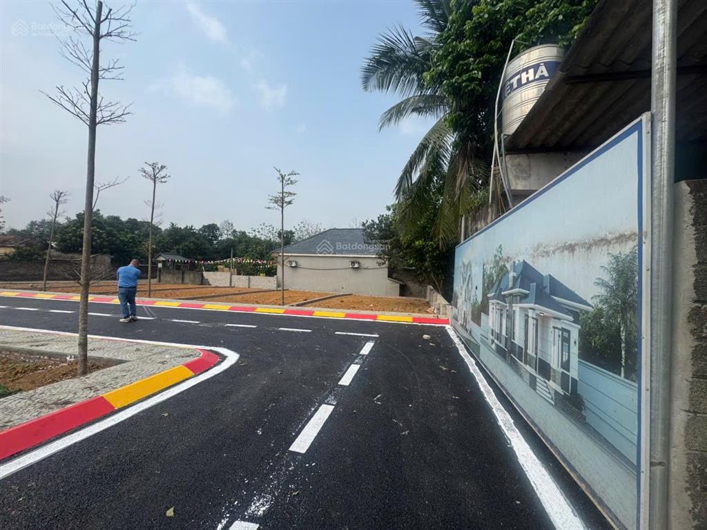 Bán mảnh đất thổ cư 100m2 siêu đẹp tại hoà lạc giá chỉ 2x triệu/m2, ngay sát đhqg và khu cnc
