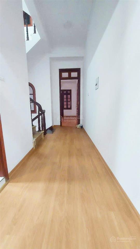 Giảm gần 3 tỷ nhà quan nhân lô góc, ô tô tránh đỗ vỉa hè, kinh doanh đỉnh