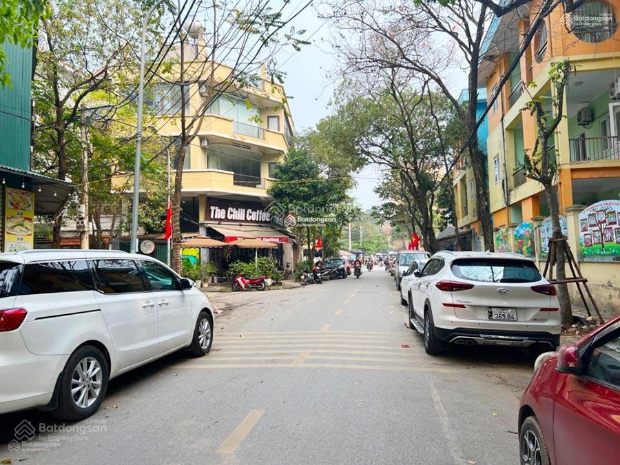 Giảm chào 4 tỷ tòa văn phòng 7 tầng đỗ nhuận, cạnh ngoại giao đoàn, ô tô tải tránh