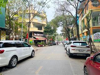 Giảm chào 4 tỷ tòa văn phòng 7 tầng đỗ nhuận, cạnh ngoại giao đoàn, ô tô tải tránh