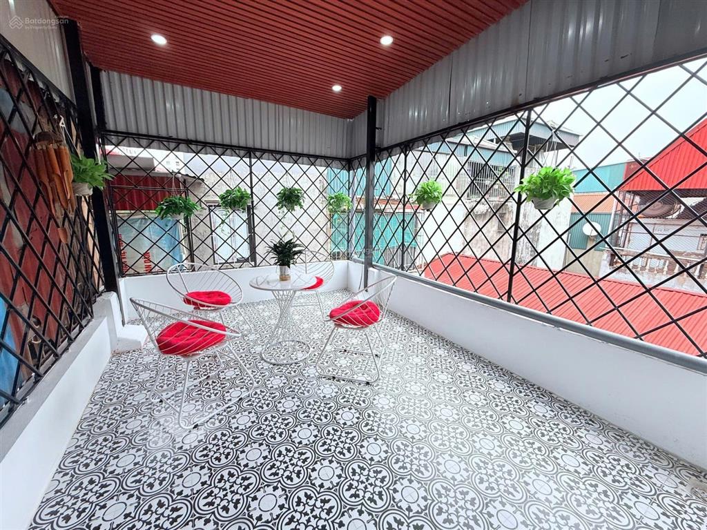 Chính chủ bán nhà hai bà trưng lô góc đẹp 3pn nội thất xịn, nở hậu|dt40m2x4t9,2tỷ