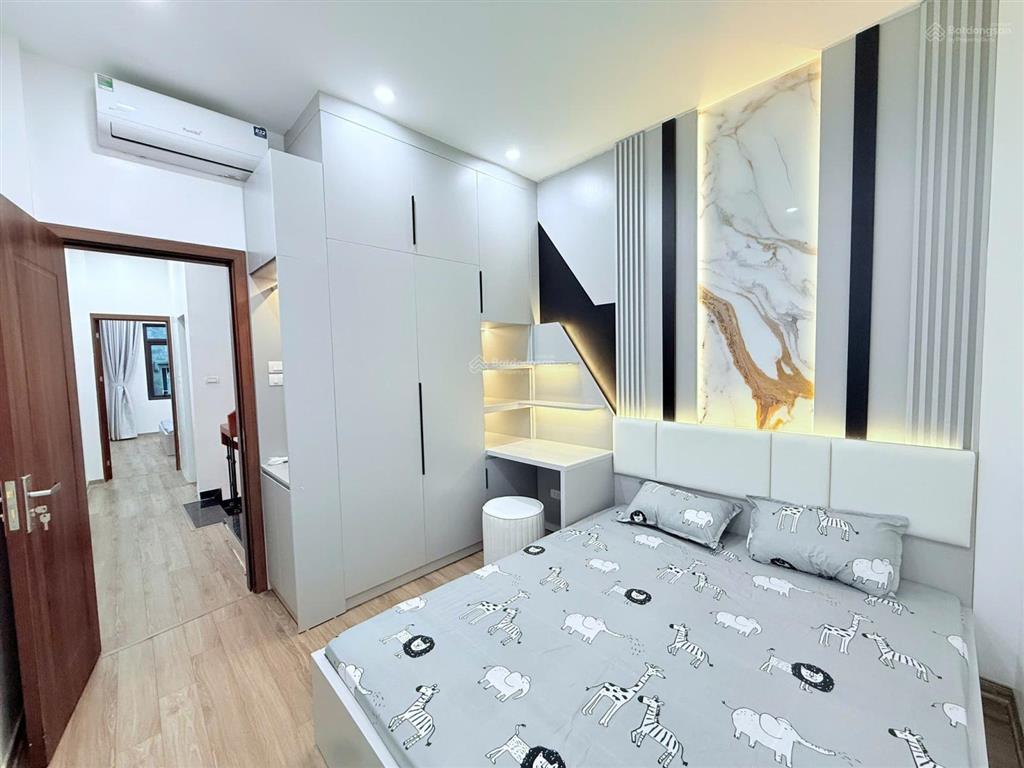 Chính chủ bán nhà hai bà trưng lô góc đẹp 3pn nội thất xịn, nở hậu|dt40m2x4t9,2tỷ
