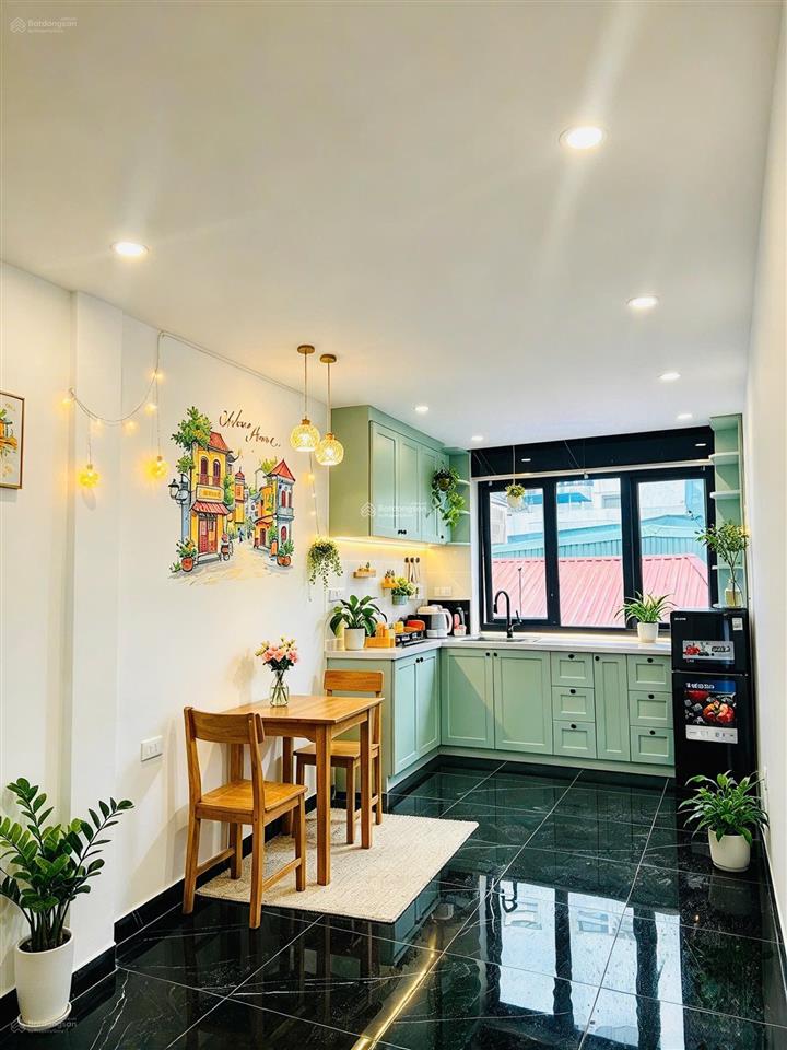 Phải nhanh chỉ 5,5 tỷ nhà cửa bắc 2 mặt thoáng, ra mp 30m, ngõ thông, vài bước ra hồ trúc bạch