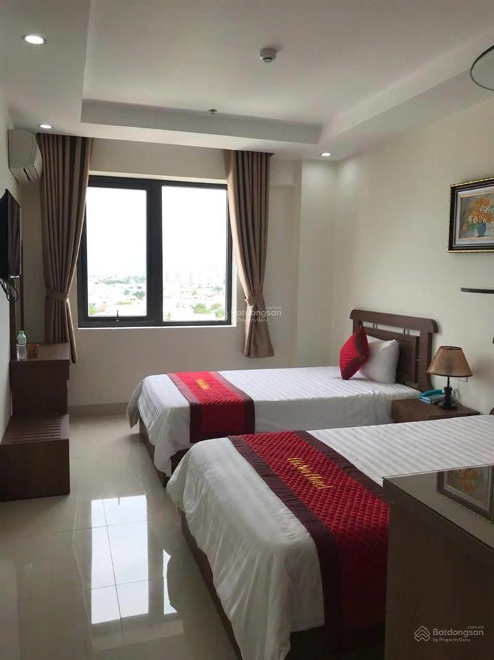 Chào bán khách sạn 4 * siêu dòng tiền cao  trục hà kỳ ngộ  hồ nghinh nối dài siêu vip
