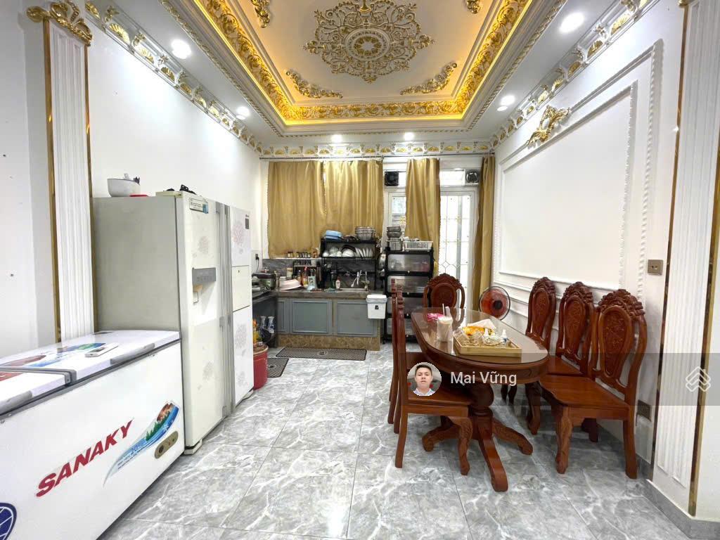 Bán nhà hẻm 8m cầu xéo, 4mx18m, 3 lầu, giá 9.6 tỷ, phường tân sơn nhì, hồ chí minh