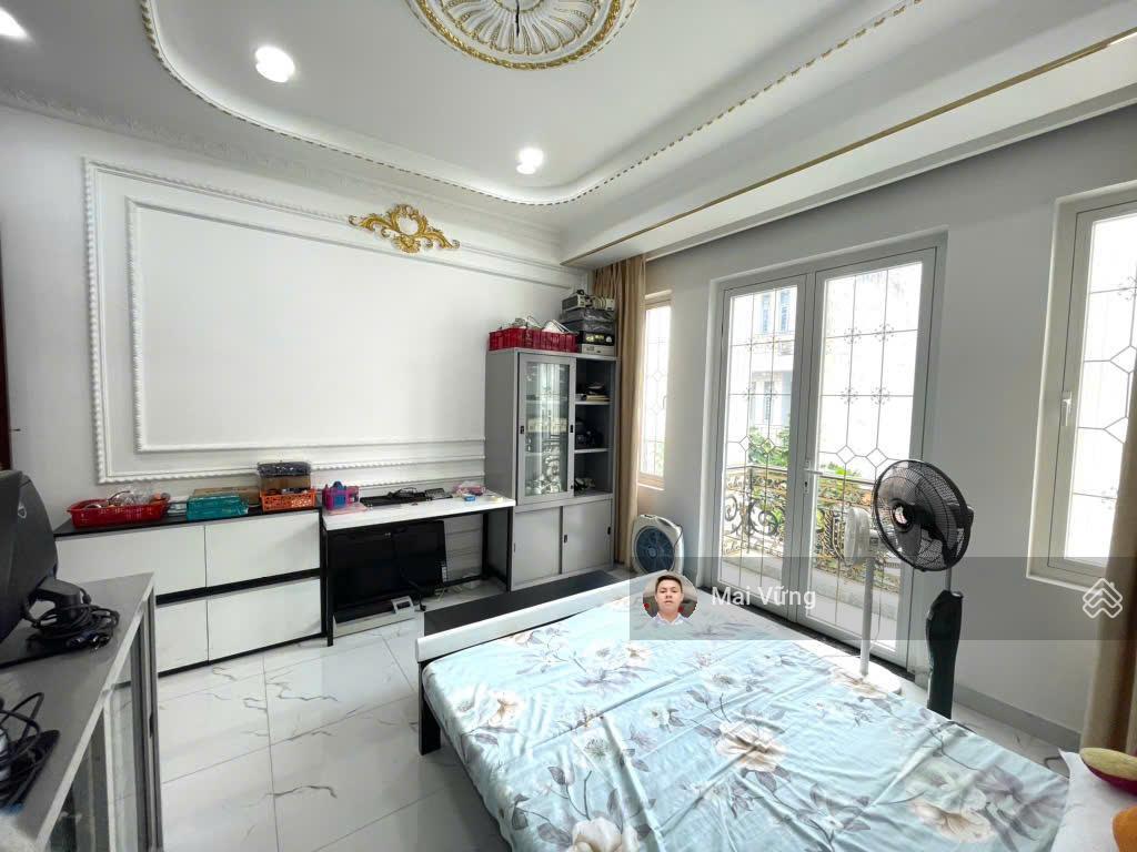 Bán nhà hẻm 8m cầu xéo, 4mx18m, 3 lầu, giá 9.6 tỷ, phường tân sơn nhì, hồ chí minh