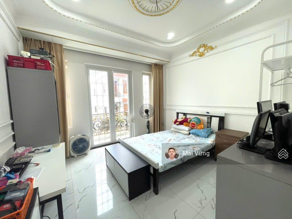 Bán nhà hẻm 8m cầu xéo, 4mx18m, 3 lầu, giá 9.6 tỷ, phường tân sơn nhì, hồ chí minh