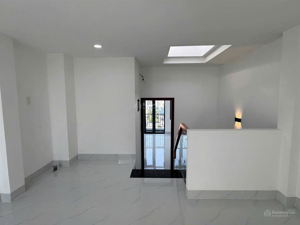 Bán nhà đường số 11 sát aeon tân phú  5 tầng mới đẹp  4mx15m  chỉ 7.7 tỷ