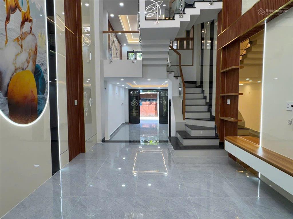 Bán nhà đường số 11 sát aeon tân phú  5 tầng mới đẹp  4mx15m  chỉ 7.7 tỷ