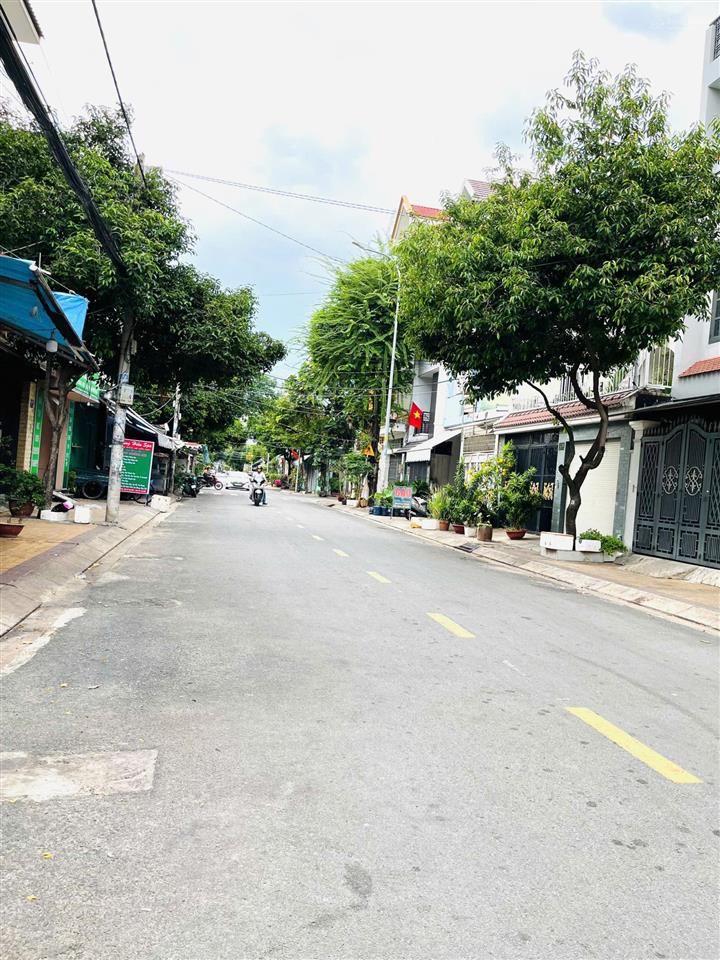 Bán nhà đường thạch lam, phường phú thạnh, tân phú ngang lớn 10m, vị trí đẹp giá 18 tỷ