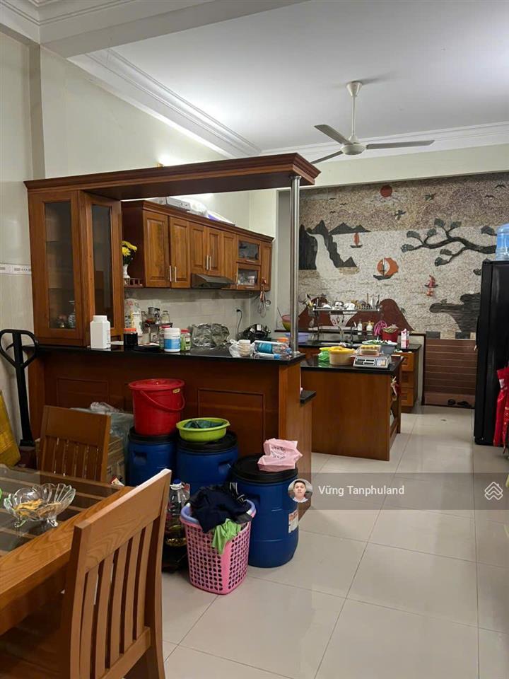 Bán nhà đường lê sát, tân phú hẻm 8m xe hơi 3 lầu 4mx25m 10.x tỷ