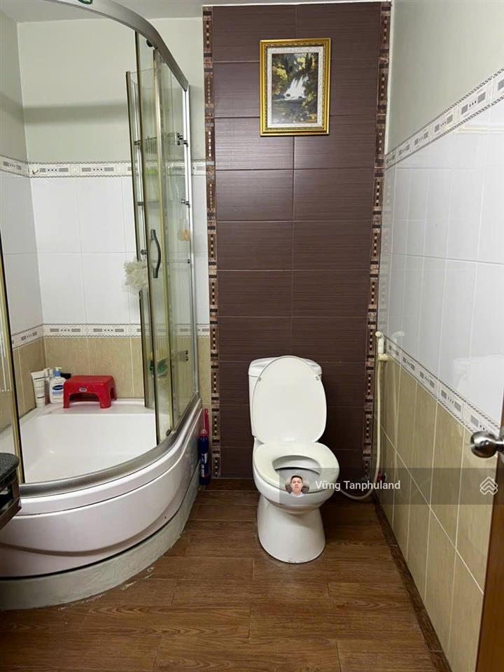 Bán nhà đường lê sát, tân phú hẻm 8m xe hơi 3 lầu 4mx25m 10.x tỷ