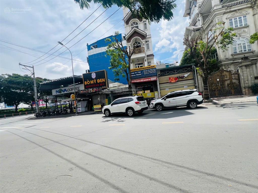 Bán nhà đường 20m tân kỳ tân quý đối diện siêu thị aeon mall  5,2mx18m  giá 16 tỷ