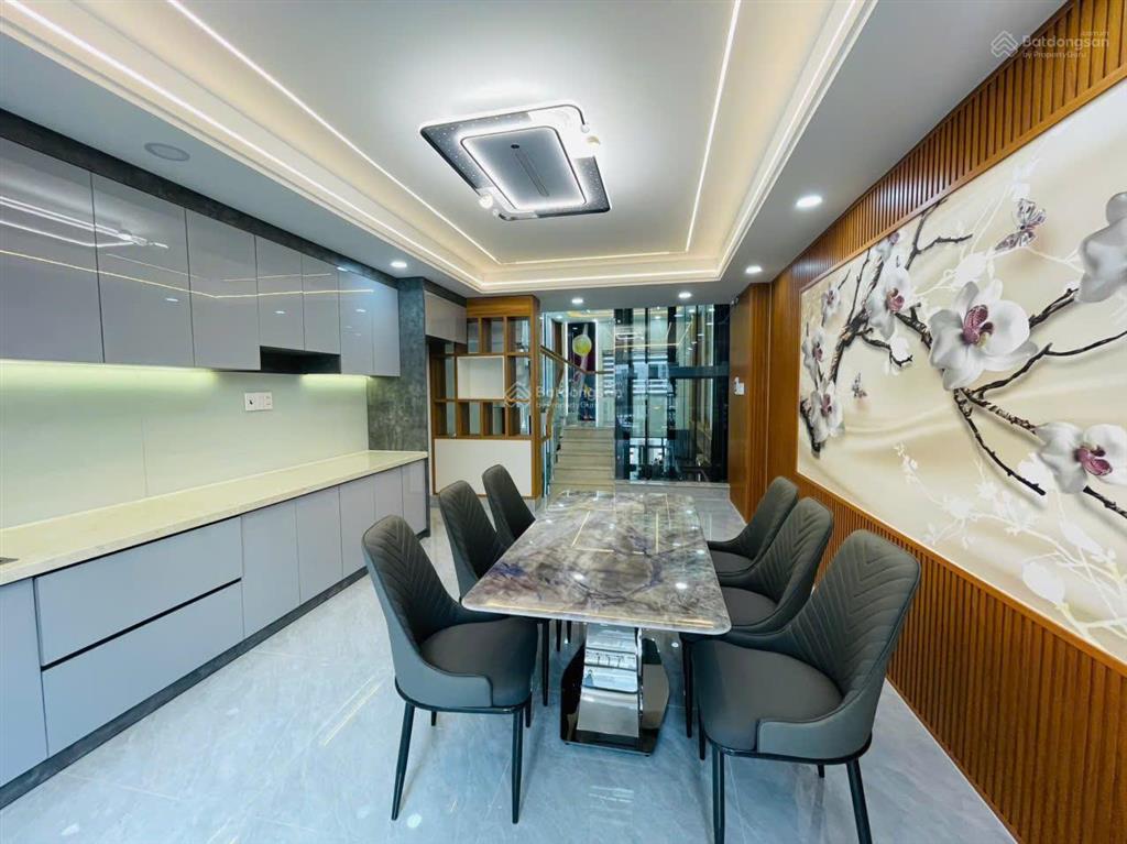 Bán nhà hẻm 8m đường hương lộ 3, phường bình hưng hoà, quận bình tân 4mx18m  5 tầng  thang máy