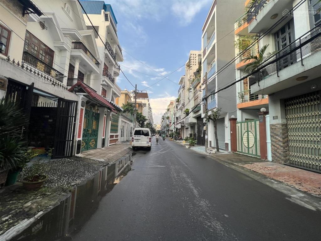 Bán nhà hẻm 59 nguyễn sơn, 212 thoại ngọc hầu, phường phú thạnh, quận tân phú 5.2mx17.8m giá 10 tỷ