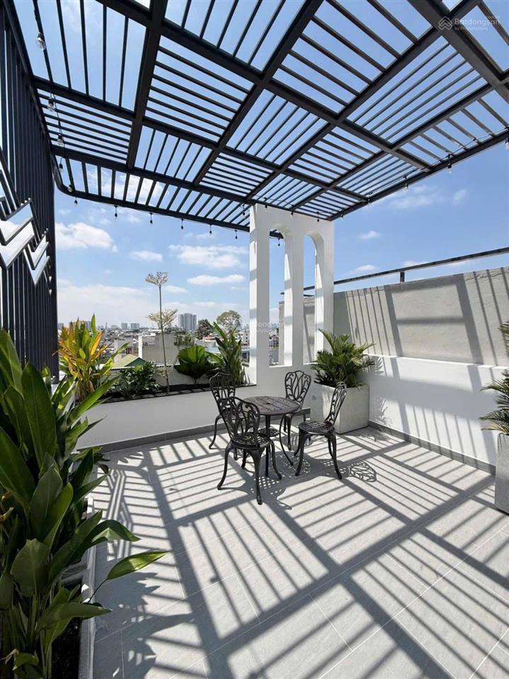 Lãi bank cao, xây chưa kịp ở bán nhà xây mới 5 tầng full nội thất hơn 9 tỷ