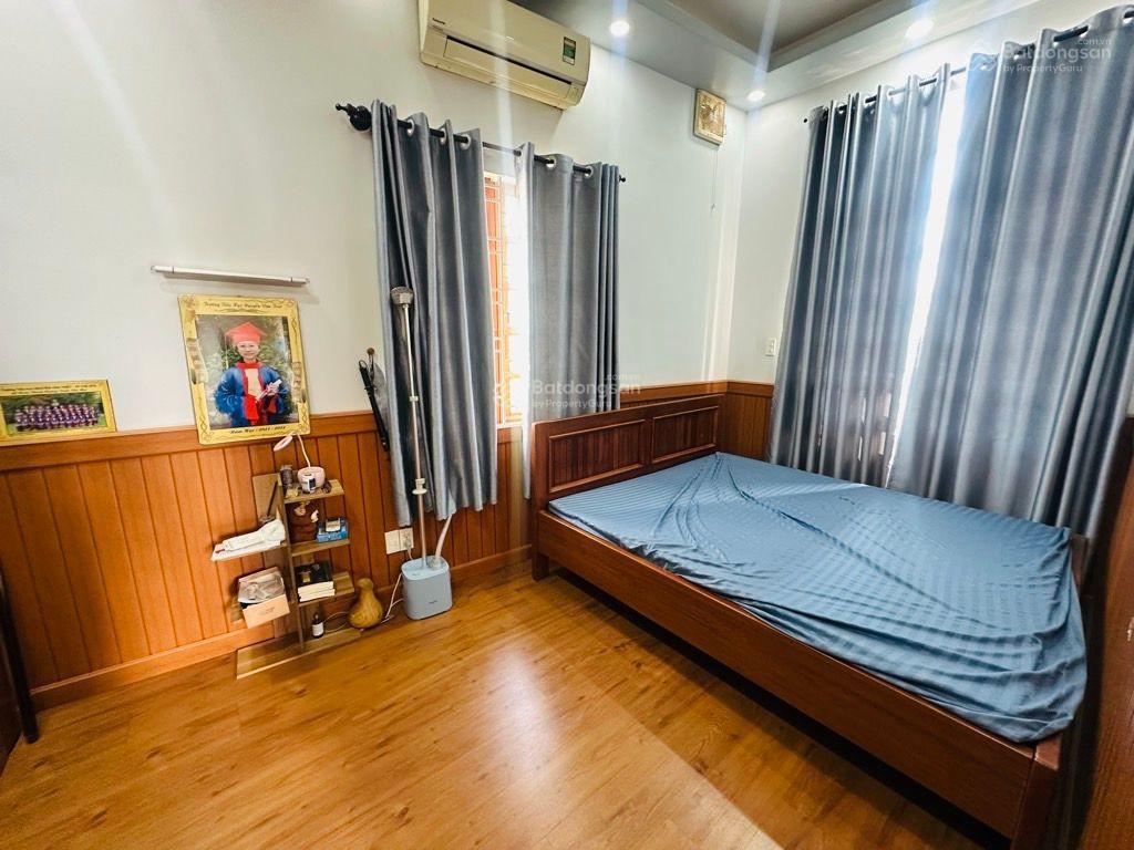 Bán kín biệt thự 200m2 có sân vườn hơn 10tỷ kha vạn cân thủ đức