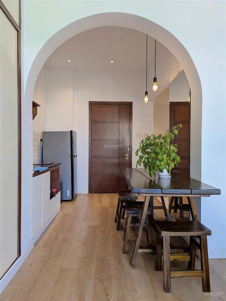 Cho thuê siêu phẩm siêu hiếm trống sát q1, đường siêu đẹp thiết kế siêu xinh