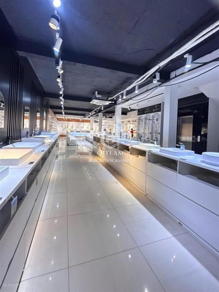 Cho thuê mặt tiền nam kỳ khởi nghĩa, quận 3, ngang 11 x25m, 5 tầng thang máy,  0705 214 ***