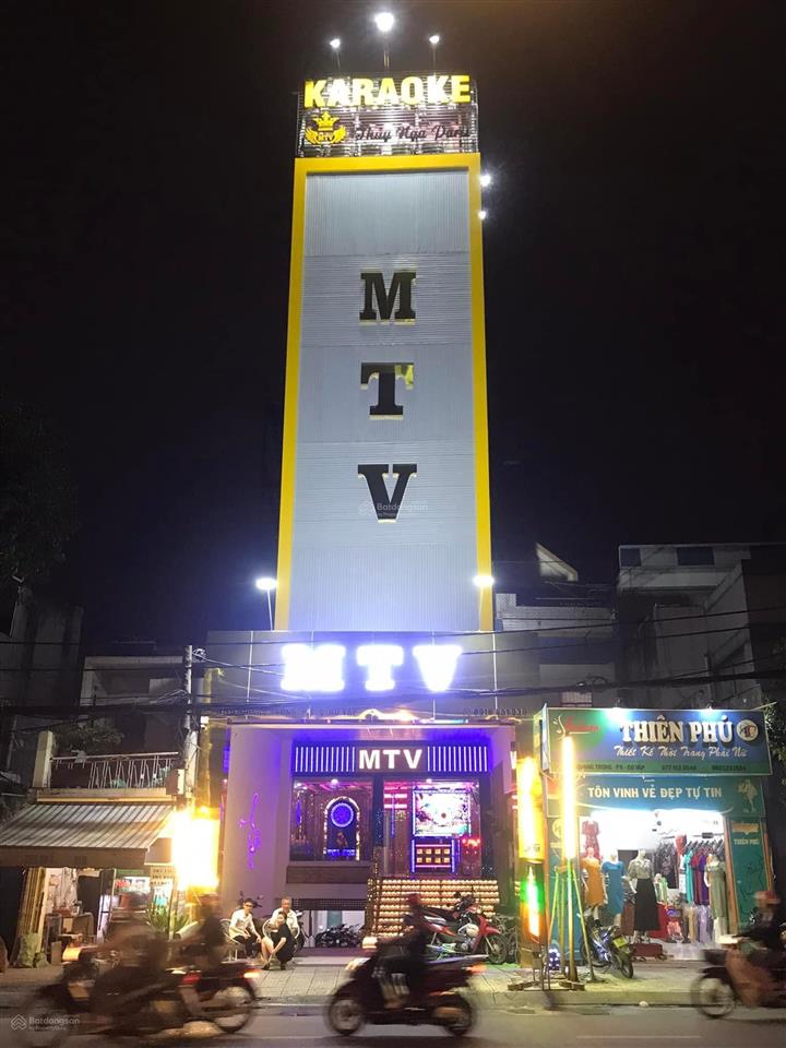 Cho thuê tòa nhà mặt tiền karaoke quận gò vấp  hầm 9 tầng thang máy pccc  18 phòng full nội thất