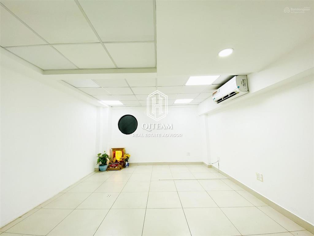 Cho thuê tòa nhà 68  70 nguyễn ngọc phương, bình thạnh  8x20m  hầm 6 tầng   0705 214 ***