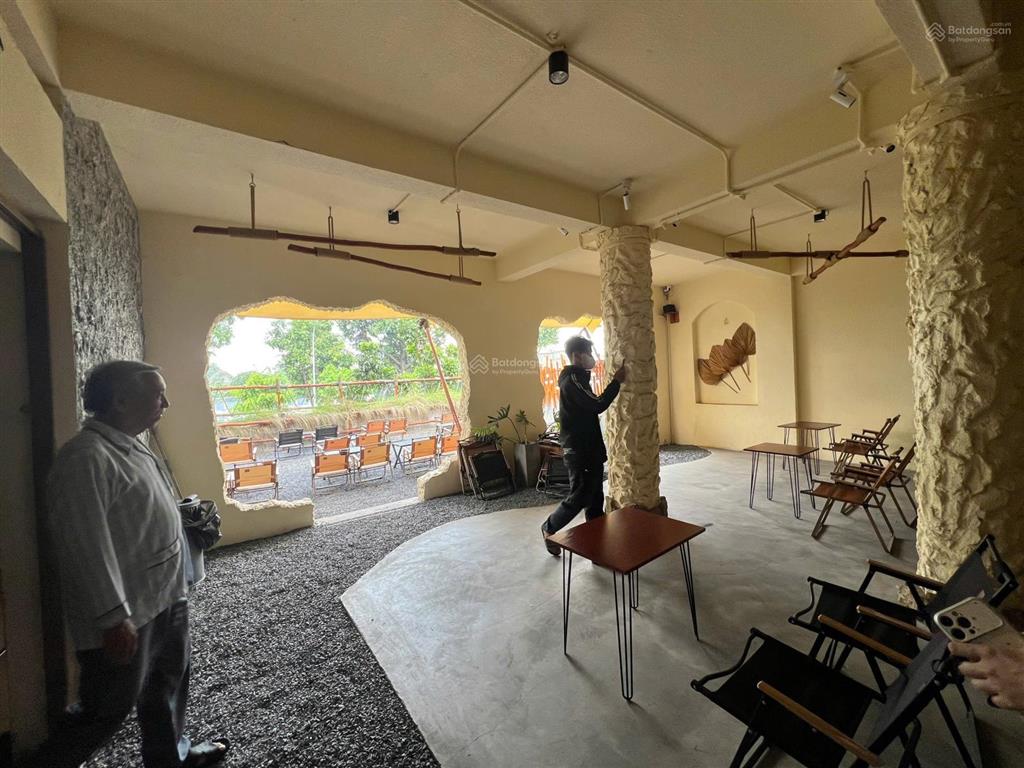 Cho thuê nhà mặt tiền 804 quang trung, gò vấp  10x25m  4 tầng suốt  giá  0705 214 ***